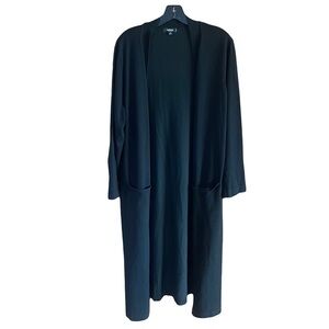 Premise Black Women's open cardigan size 2X
Good condition